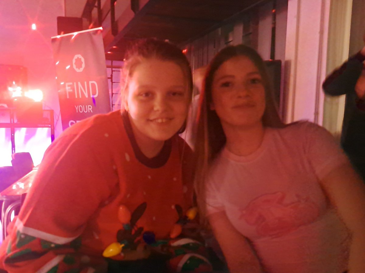 ValleyLAcademy's tweet image. Disco time! Our year 7 and 8 pupils had a great night raising money for @RossHospice Looks like our teachers enjoyed the dancing too! Thanks to Mr Jones for his DJ set! #WinterGiftProgramme.