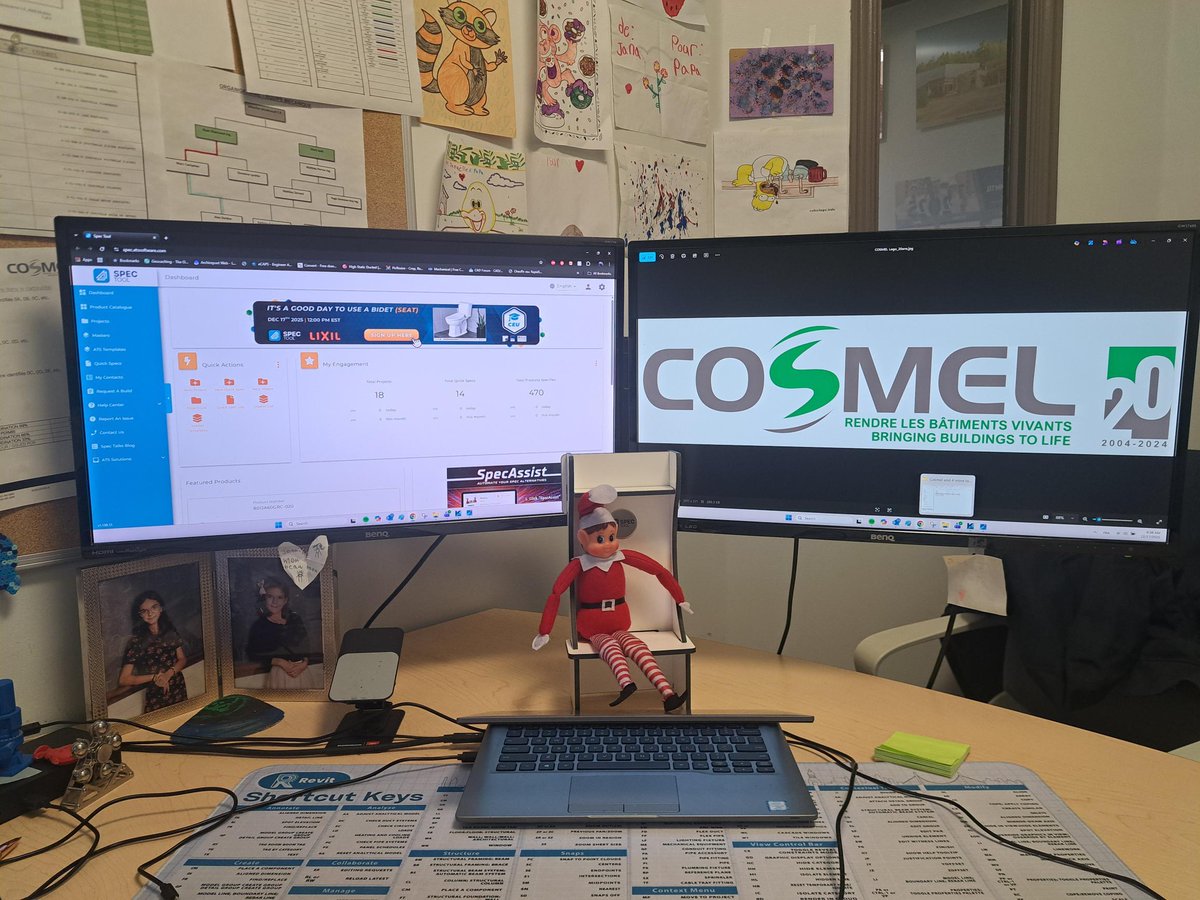 Specs the Elf is getting a behind-the-scenes look at what it takes to bring buildings to life at Cosmel Corp. 💻🎅Thank you 
💙⚜️
Specs le lutin a droit à une visite dans les coulisses chez Cosmel pour voir comment on donne vie aux bâtiments 💻🎅 Merci