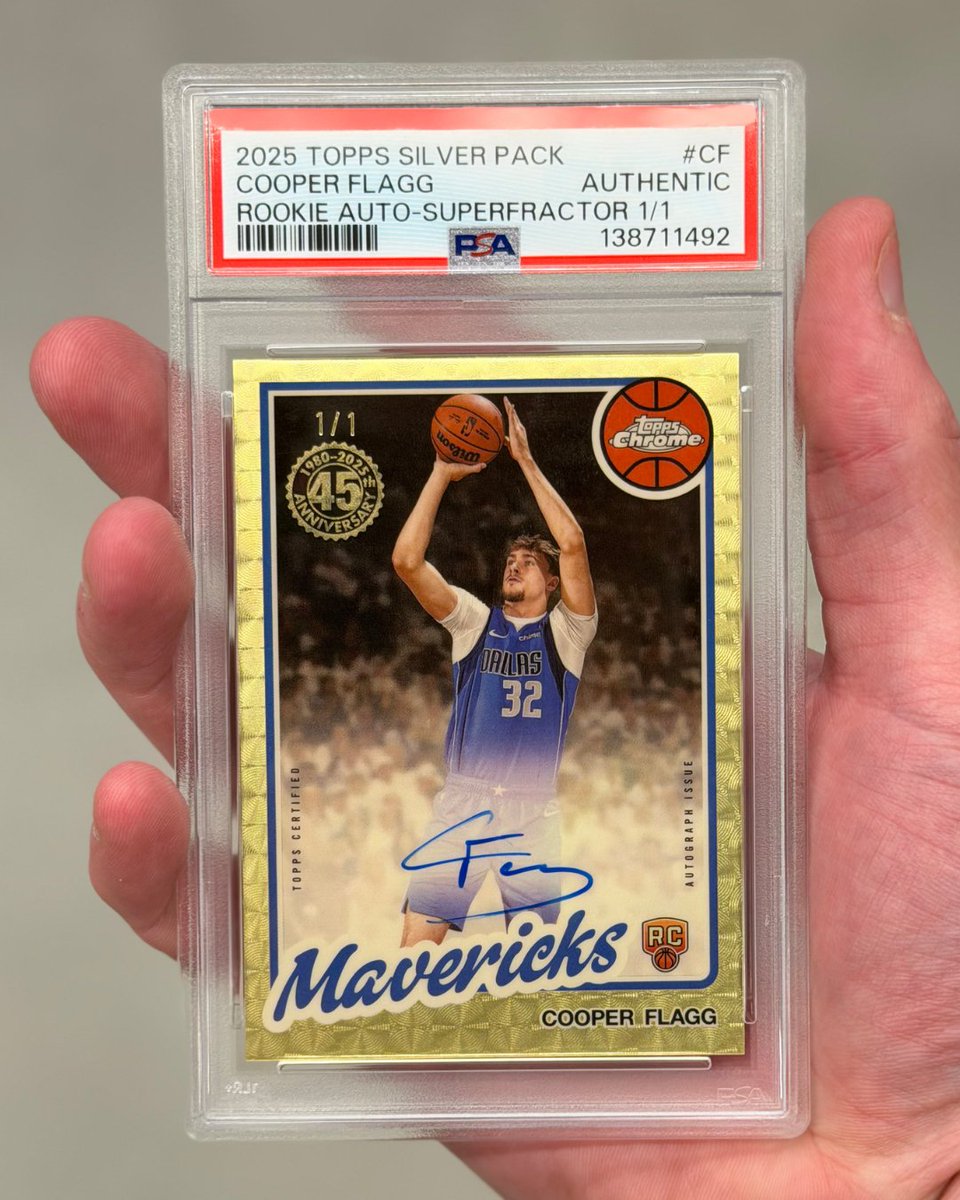 FanaticsCollect's tweet image. 💸 RECORD SALE 💸

We just sold this Cooper Flagg 1-of-1 trading card for $180,000.

This is a new all-time record sale for any Cooper Flagg card.