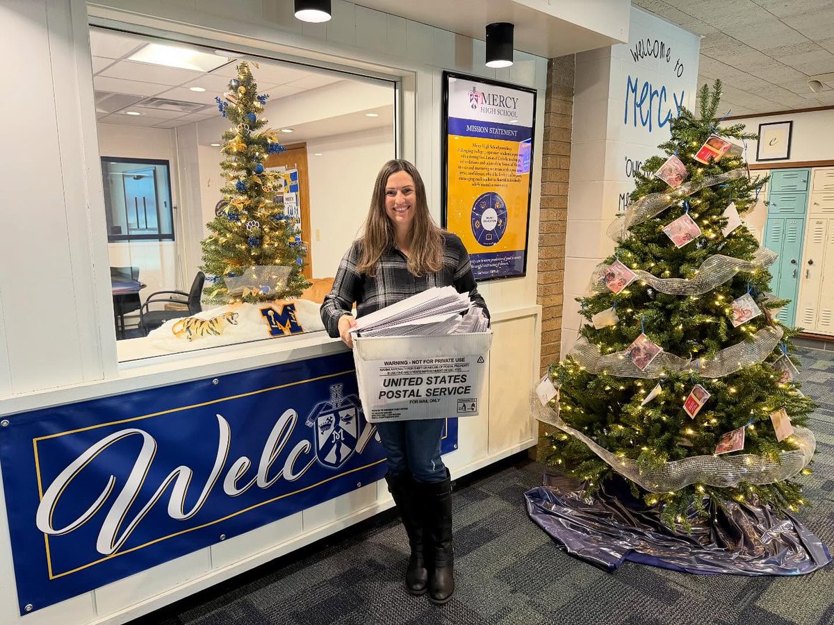 Mercy High School tweet media