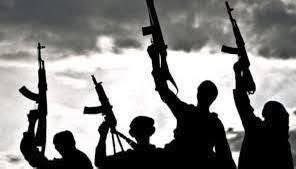 okunvoice's tweet image. BREAKING: Bandits have invaded Olle community in Kabba/Bunu LGA of Kogi State, k!lling two and abducting several residents on December 19, 2025. The attackers struck along farm routes, with over 10 people reportedly taken from nearby Taki. Tension is high as residents flee.