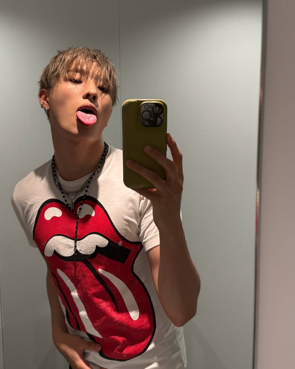 Keeho of #P1Harmony stuns in new Instagram photos.
