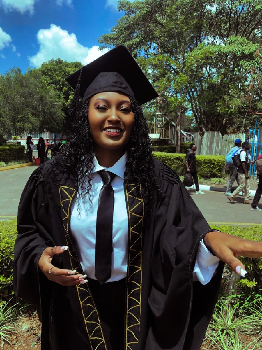 karry_sayrah's tweet photo. Today, I bagged a degree in public policy and administration ๐งโ๐๐ฅณโฅ๏ธ
Congratulations to all the graduates๐ #KU58thGraduation https://t.co/Fzg0MarsHF