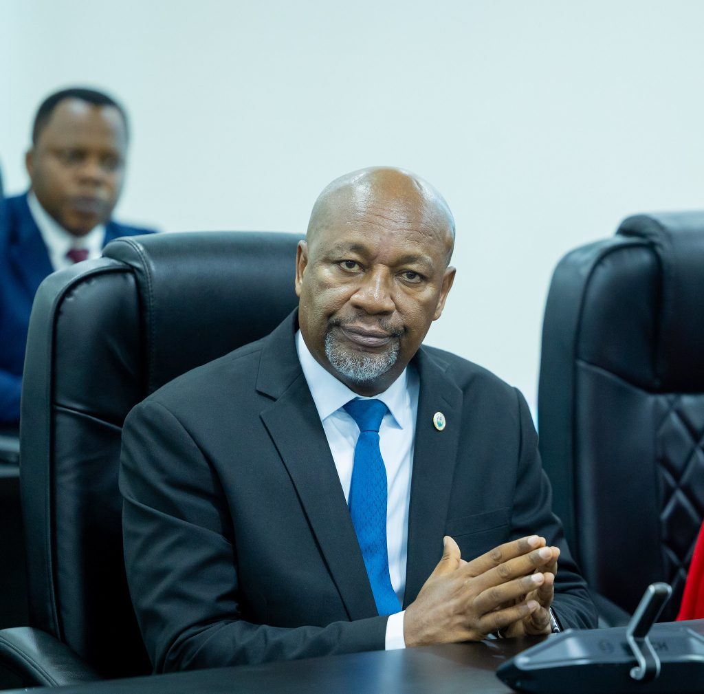 RGisanintwari's tweet image. Ni iki uzibukira kuri Secretary General wacyute igihe yari akiri mu nshingano??? 

What is the voice of the history of the Secretary General as SG? 

Muraregye ❤️.