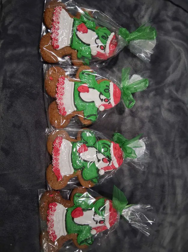 BladeMephisto's tweet image. Gaba has been turned into ginger bread cookies! @MelFunnySmell
