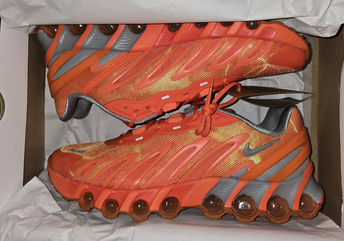 Drizzle19781's tweet image. Air Max DN8 x Palace