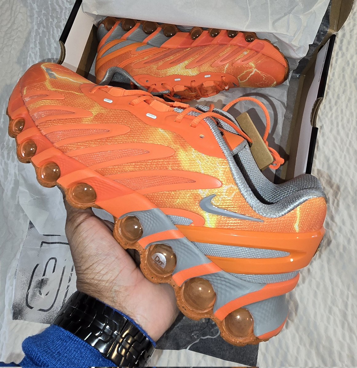 Drizzle19781's tweet image. Air Max DN8 x Palace