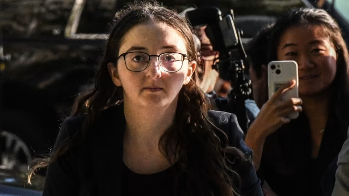 coinacademy_fr's tweet image. 🚨 La SEC annonce avoir proposé des jugements de consentement finaux à New York concernant les cadres de FTX, Caroline Ellison, Gary Wang et Nishad Singh.

Ellison accepte une interdiction de diriger de 10 ans, Wang et Singh 8 ans.