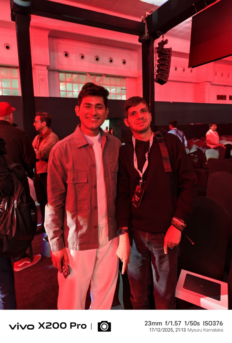 KaizaadUnbiased's tweet photo. ✨ Bangalore. #OnePlus15R launch. Energy through the roof.
But the real highlight? Meeting Yash RJ aka @TheReal_YRJ from the OnePlus Community.
I’ve followed his journey online, seen his passion for tech and the way he uplifts conversations. Finally meeting him in person was something else entirely. His insights, his vibe, his sheer enthusiasm for the community… it reminded me why these events matter beyond the product reveals.
The OnePlus Community isn’t just about devices it’s about people like Yash who make it feel alive, authentic, and worth showing up for. Every conversation we had was a reminder that tech is best experienced together, with voices that care and challenge and inspire.
Walking out of the launch, I wasn’t just excited about the #OnePlus15R. I was grateful for the connections that made this journey unforgettable. Meeting Yash was absolutely worth it. 💯
Here’s to more launches, more conversations, and more community moments that remind us why we #NeverSettle.
Shot On #VivoX200Pro #OnePlus #OnePlus15R #OnePlusPadGo2 #LaunchEvent
