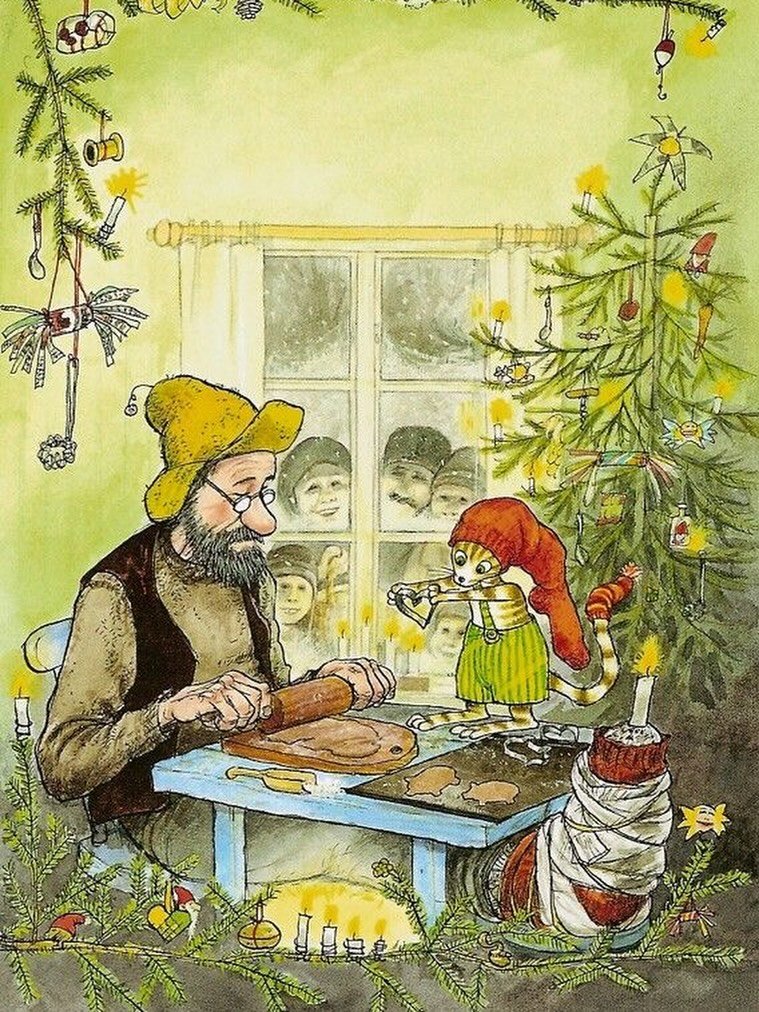 В мирному житті у нас з сином була улюблена книга Свена Нордквіста "Петсон і Фіндус". Фіндус-котик, якого принесли самотньому дядькові, що втратив цікавість до життя. Неймовірна низка історій про чудового кицика, який став на лише членом родини, а і змістом буття. Доси улюблена.