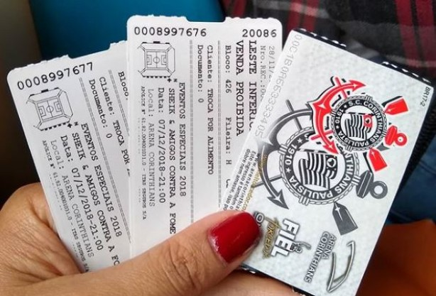 root$:DaFiel tweet media