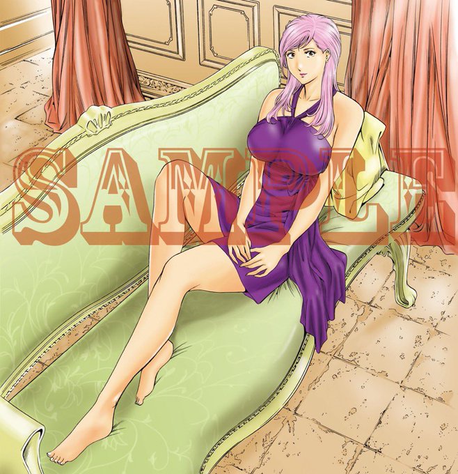 大好評につき紙単行本化もされた恋愛サスペンス
一般青年向け寄りのレアな異色作ですが🔞お色気シーンもあります
『添い寝屋の女～官能と恍惚の夜～ 』
〜特殊な才能を持つ理系OLがある闇の高級クラブで働くことに〜
各電子サイト好評配信中
#ふぉんてぃん
めちゃコミック他
https://t.co/fISZLFngih 