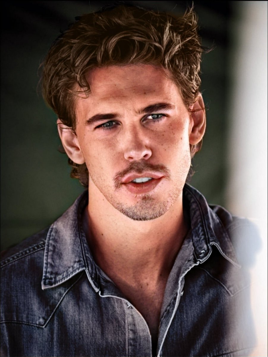 RobinHButler's tweet image. Austin Butler