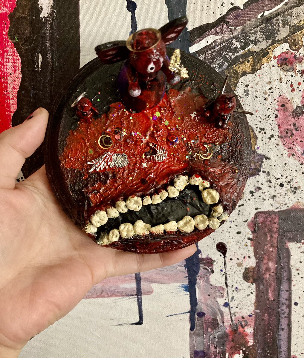 RubbberNecking's tweet image. De-nativity. (A summoning) small little wood sculpture with resin teeth. Available just message me. #art #horror