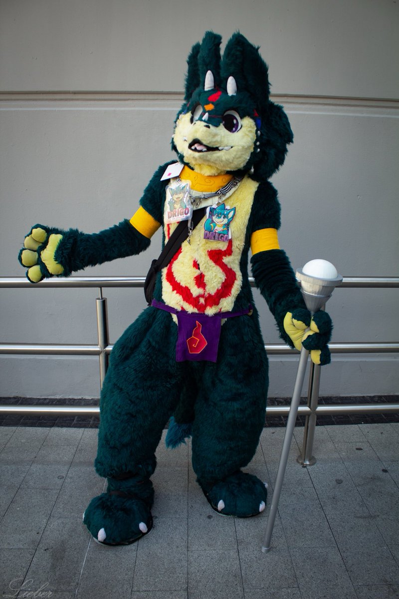 Happy #fursuitfriday