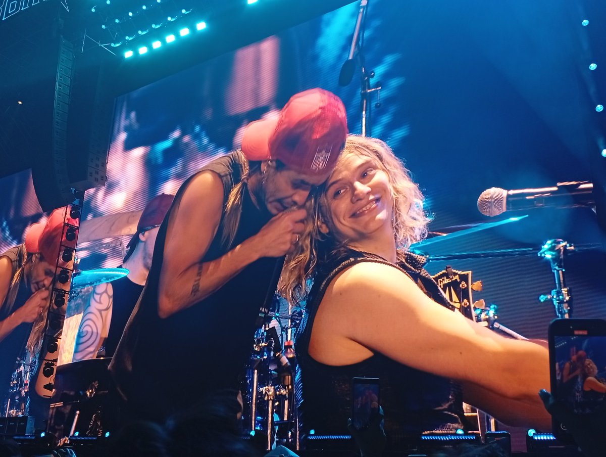 Agus Tina tweet media