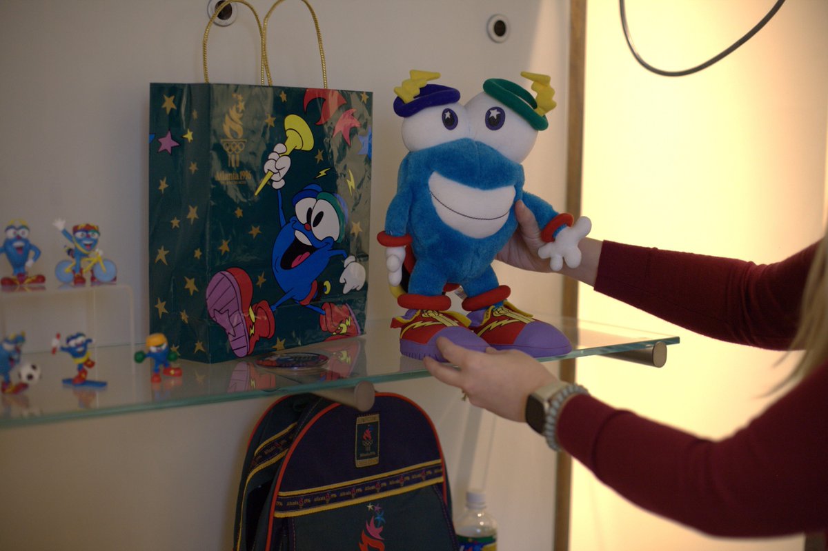 Russell Library tweet media