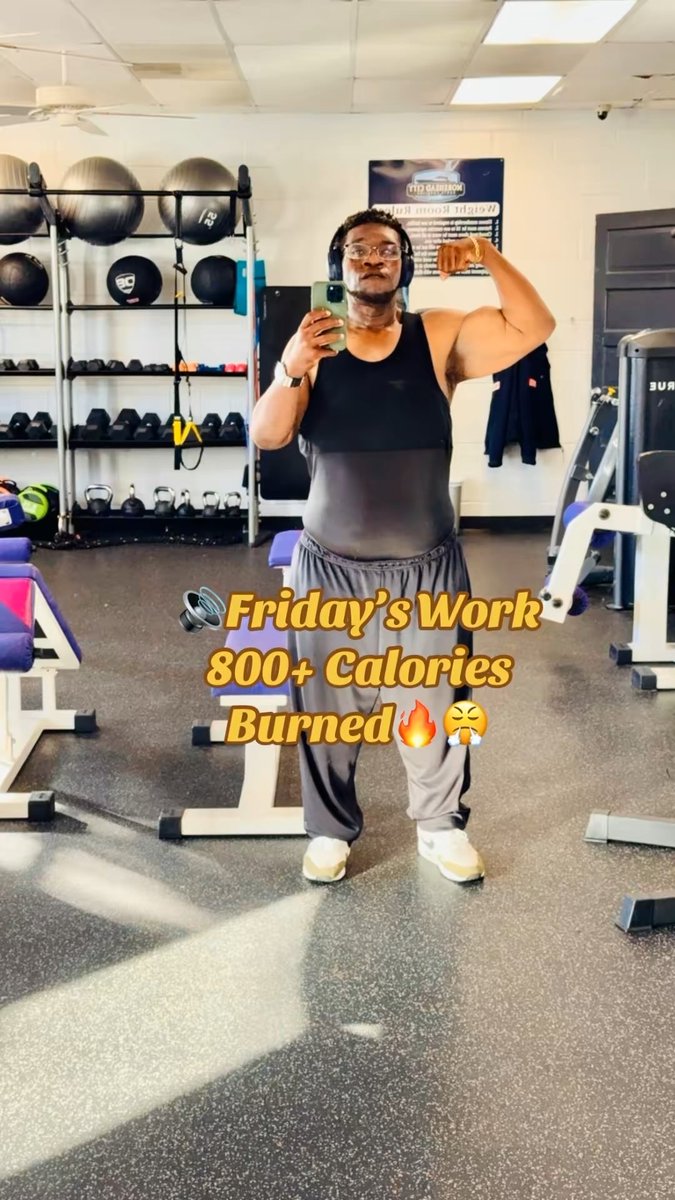 Got it In Today! I’m Down 318lbs in almost 3 years. Went from size 8X clothing to L/XL. Thankful for this lifestyle change✊🏾 #weightlossjourney #gym #GymLife