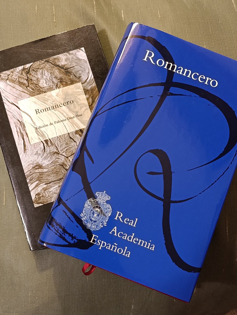 AlfonsoBoix's tweet photo. Recién salida del horno, aquí tengo la edición del #Romancero publicada por @RAEinforma a cargo de Paloma Díaz-Mas, reedición actualizada de la obra homónima que publicó hace años en @Ed_Critica y que, durante muchos años, me ha sido muy útil para mis investigaciones. https://t.co/enRevrp06H