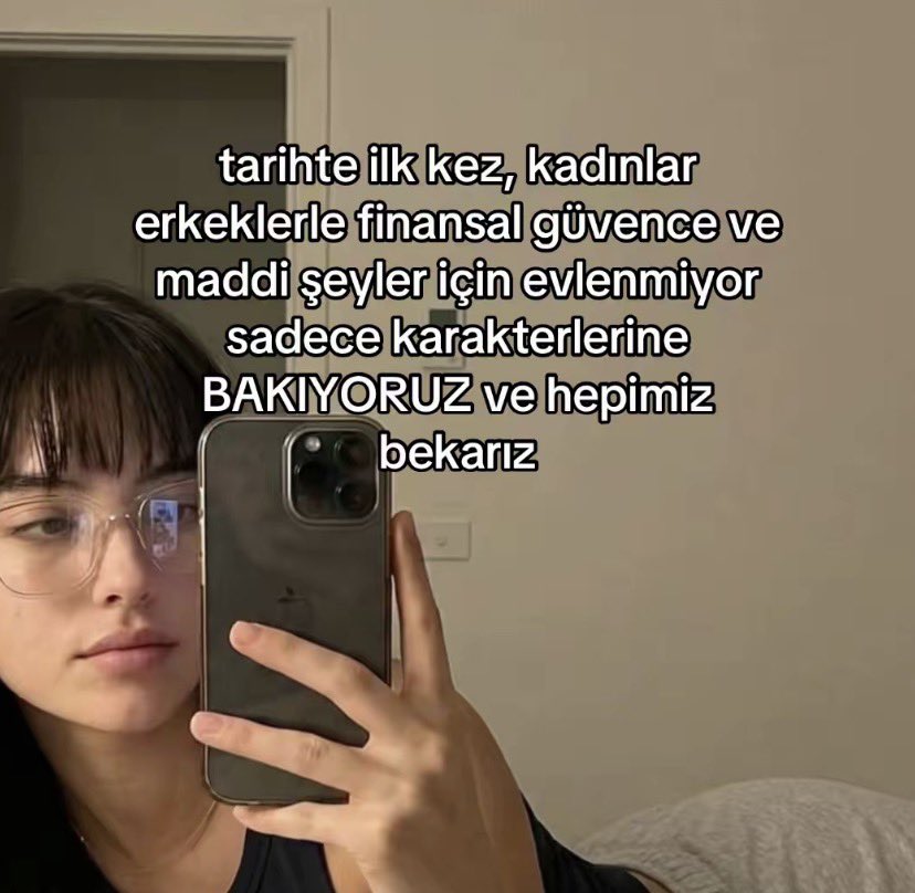 Alya (@alyareckles) on Twitter photo 