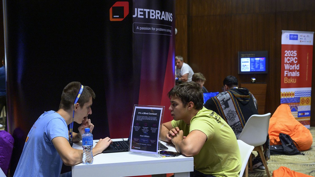 ICPCNews tweet media