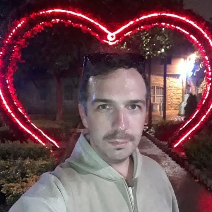 “Bir Fincandaki Kahve Gibidir Hayat.Bazen Tatlı Bazen Değildir. Önemli Olan Kahvenin Tadı Değil Zaten, Onu Kiminle İçtiğinizdir."

#TaşacakBuDeniz #KızılcıkŞerbeti #cumartesi #GönülDağı