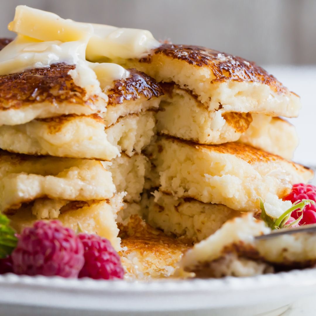 Lowcarbjiji's tweet image. Pancakes are a highly requested breakfast item in the mornings. Keto Buttermilk Pancakes are thick, fluffy and full of pancake flavor without the eggy flavor of most keto pancake recipes.

By: @ketofocus

#buttermilk #ketopancakes #lowcarbpancakes #ketobreakfast #lowcarbrecipes