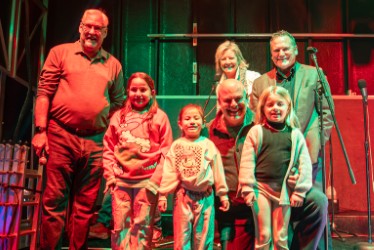 MayorPeoriaAZ's tweet photo. We had an amazing time at Peoria’s Downtown Holiday Festival. Thank you to local communities for coming out to celebrate the Christmas season with Peoria! https://t.co/3H5QHRo7bq