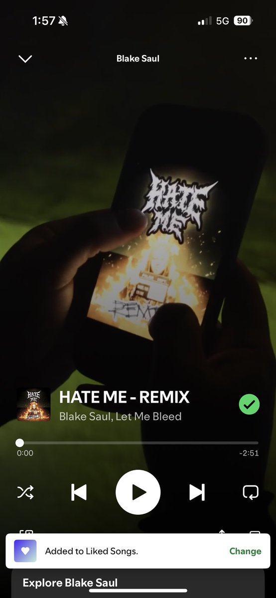 Catthope621's tweet photo. @josemangin @SiriusXMOctane How come you guys messed Blake Saul’s intro for his new song #Hateme ft Let me Bleed?? He’s formerly the guitarist from Fame on Fire; this is his first solo debut. Please address and fix your test drive intro for Blake Saul’s Hate Me. #octanetestdrive https://t.co/uX0kqjiz1V