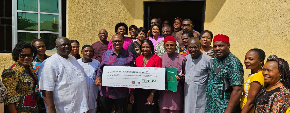 PeterObi's tweet image. Extending education to 148 prison inmates with an Unannounced Visit to NECO.

A few days ago, following an appeal from representatives of inmates in correctional centres across Anambra State, I wrote to the National Examinations Council (NECO), providing a letter guaranteeing…