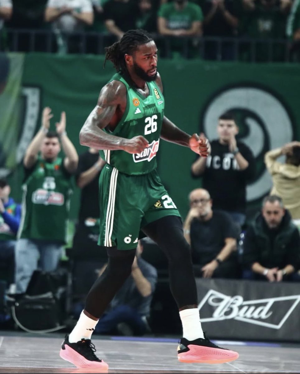 ThiasLsf's tweet image. Exactly a year ago today  I was in preparing for a game thinking to myself “you was on some bs these last two games gotta get your shit together and kill tonight” game start I was feeling great probably I had my best first half of that season at half time we was up 20 I was so…