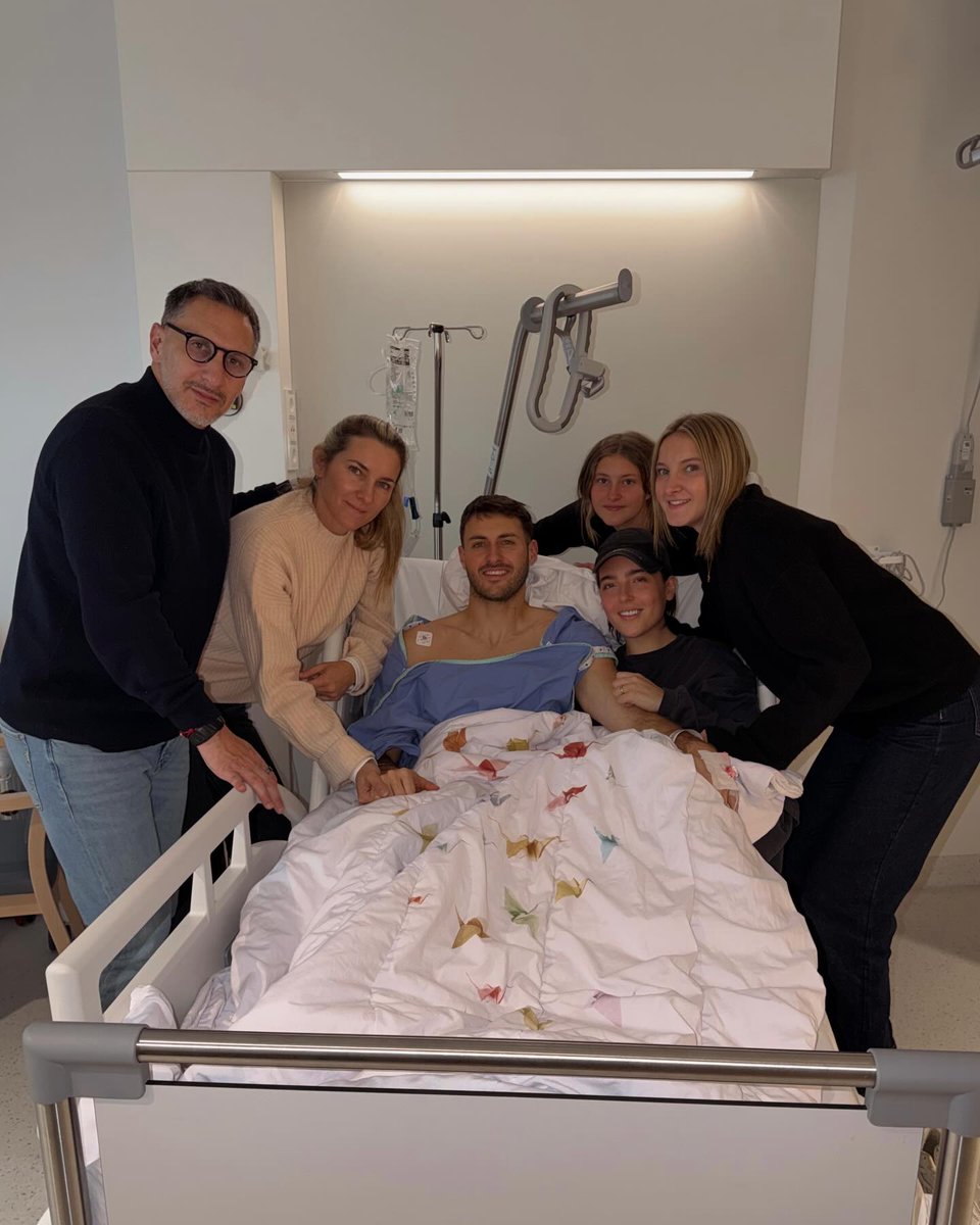 Santiago Gimenez tweet media