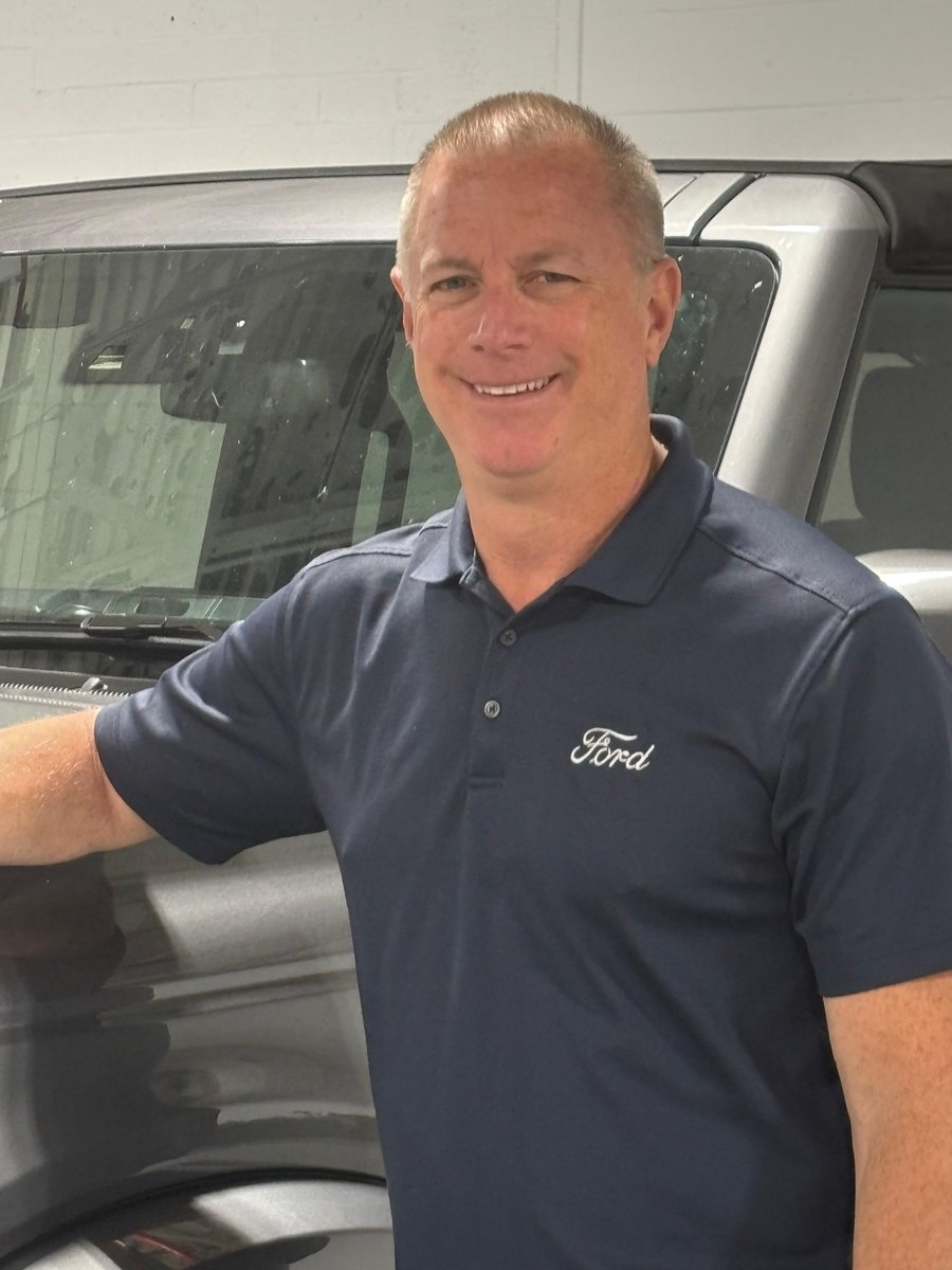 ktatalentscout's tweet image. From summer picnics with his grandfather at Ford to leading HR for major plants, Pete Rogers embodies our commitment to growth and collaboration. 

Join us in shaping the future of manufacturing! Explore #HRcareers: spr.ly/6019CJt8F 

#WeAreFord #ManufacturingCareers
