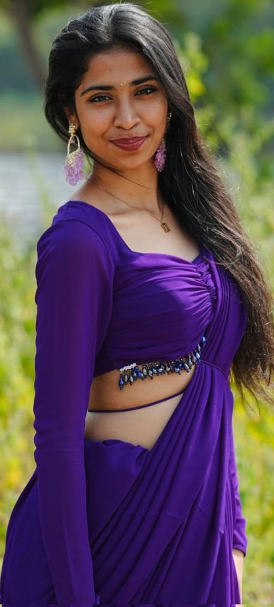 Lovely_Queens1's tweet photo. #NikithaPilli https://t.co/3R2HzkwcR4