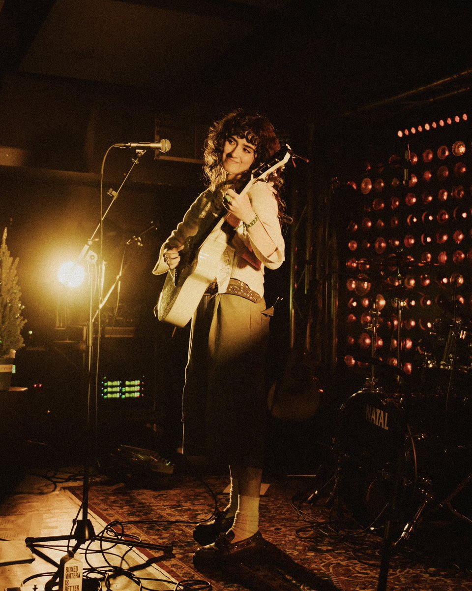 Team Asha Banks tweet media