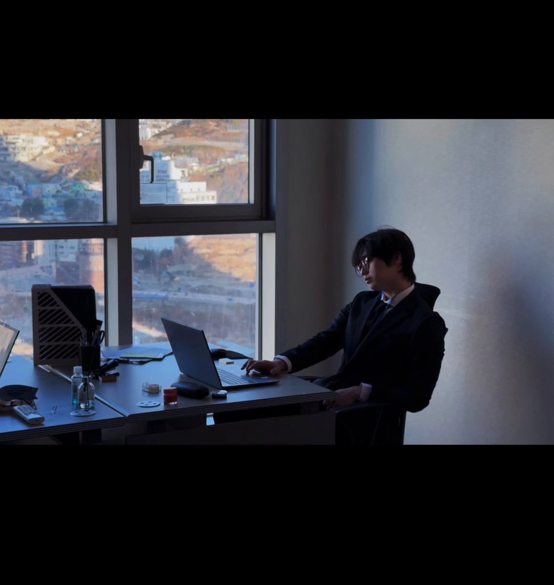 donottrythisathome tweet media