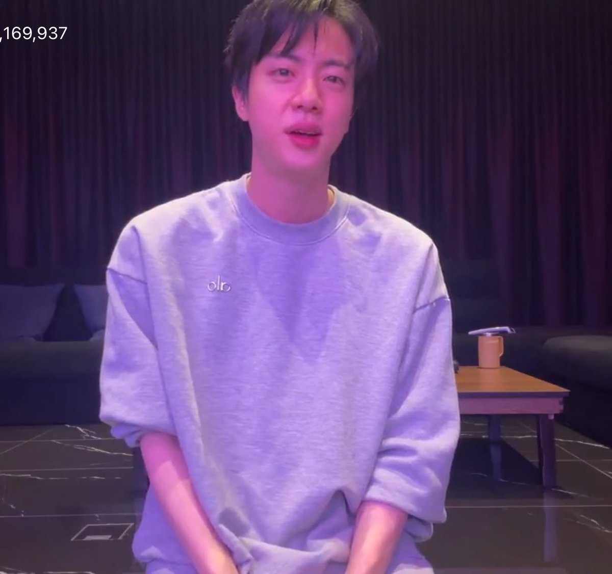 TAEGI☺︎！ ok we get it girl