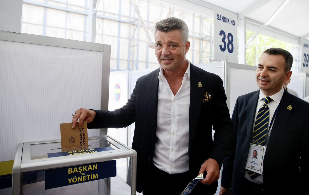 Birlikteyiz, Başkanımızın yanındayız. 
💛💙