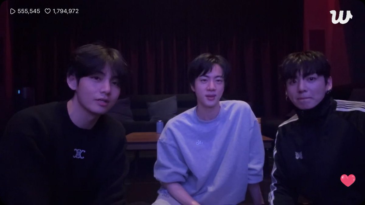 taekook tweet media