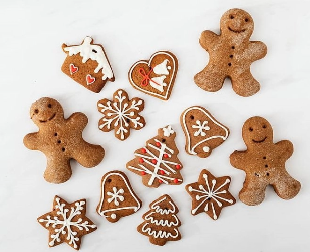Inmobres's tweet image. 🍪🎄 ¡La receta perfecta para esta temporada! 🎄🍪
¿Te gustan las galletas de jengibre? ¡Te traigo la receta ideal para hacerlas en casa! Crujientes, sabrosas y llenas de especias. 😋✨

👉 inmobres.es/receta-de-gall…

#GalletasDeJengibre #Calpe #inmobres #Costablanca #Navidad