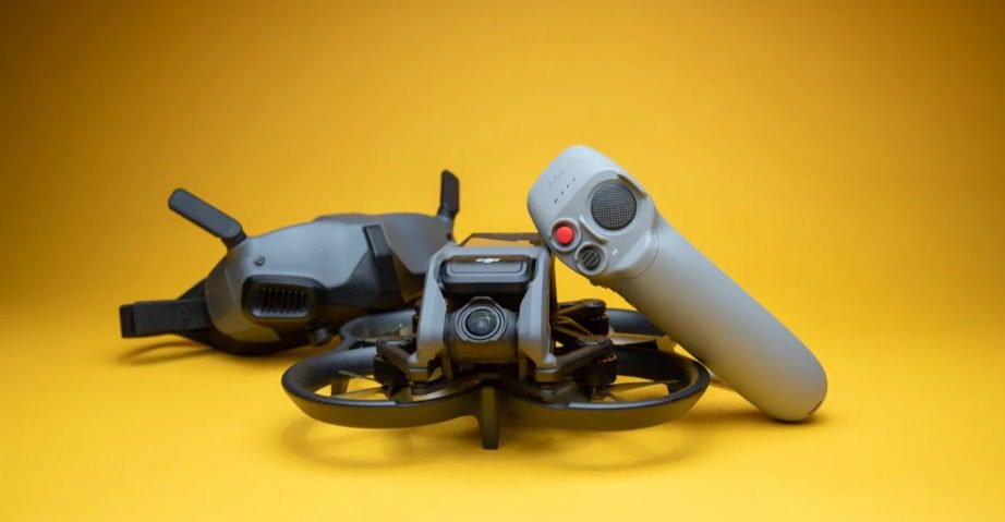 djirumor's tweet image. The DJI Avata is a game-changer for FPV pilots—durable, easy to fly, and packed with pro-level features like Emergency Brake and 4K video.

Perfect for beginners and pros alike, it’s built to survive crashes and keep the fun flying!

#FPVDrone #DroneLife

 (1/2)