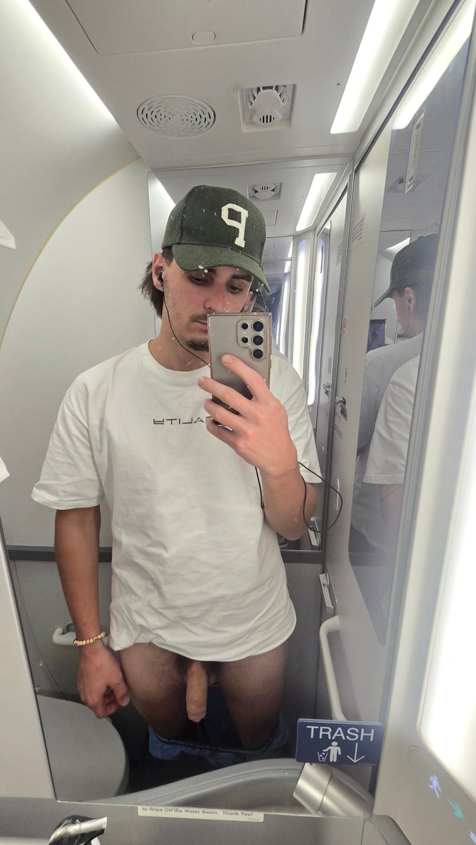 If I could fuck the plane I wood