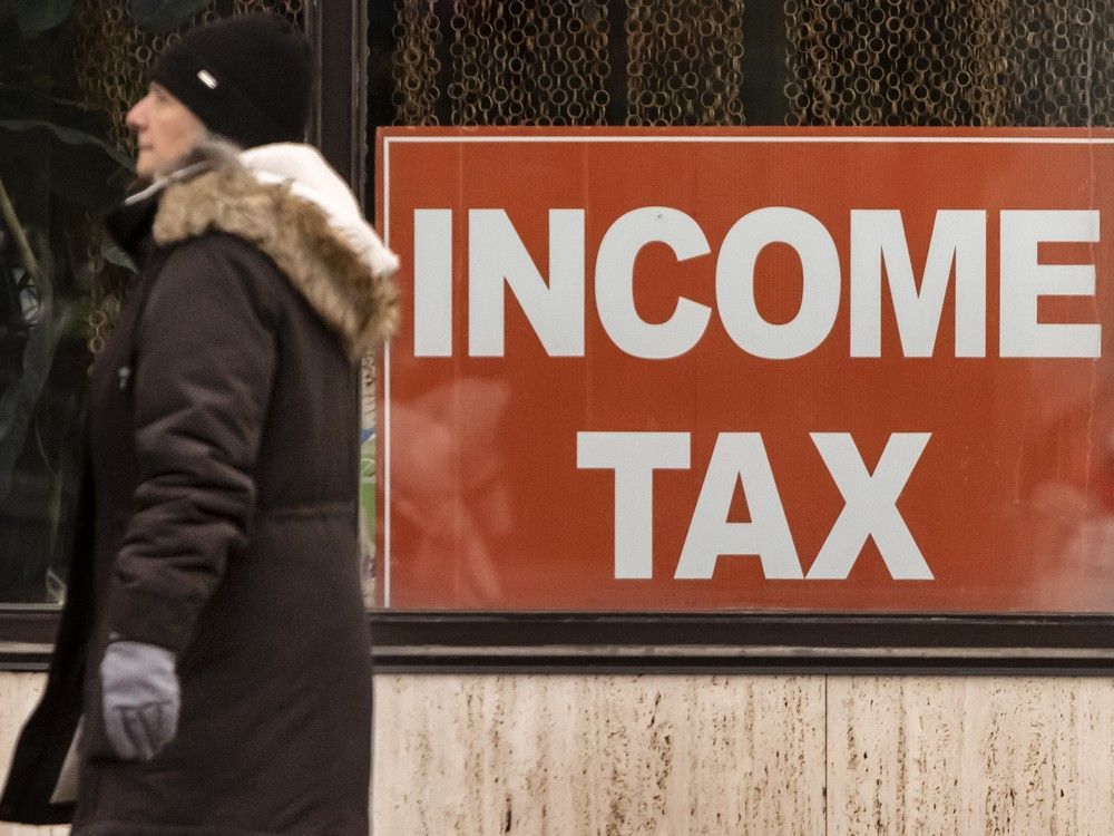 VancouverSun's tweet image. New CRA tax changes could mean more money for Canadians. Here's what to know vancouversun.com/news/canada/ca…