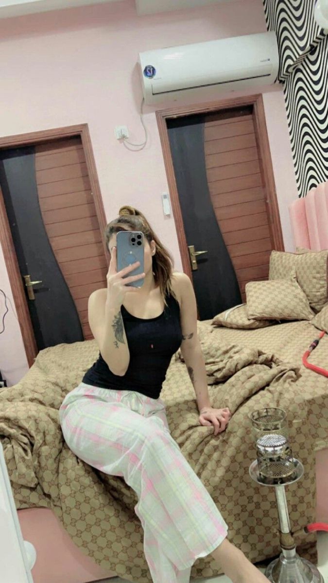 Serviceislanaba's tweet photo. Vip Most beautiful models available for Sex Service in e11 Islamabad &amp; rawalpindi (Bahria phase 4) if you want fun Best service provider 24 Hours available {03473467183} https://t.co/JfTJq0Wpix