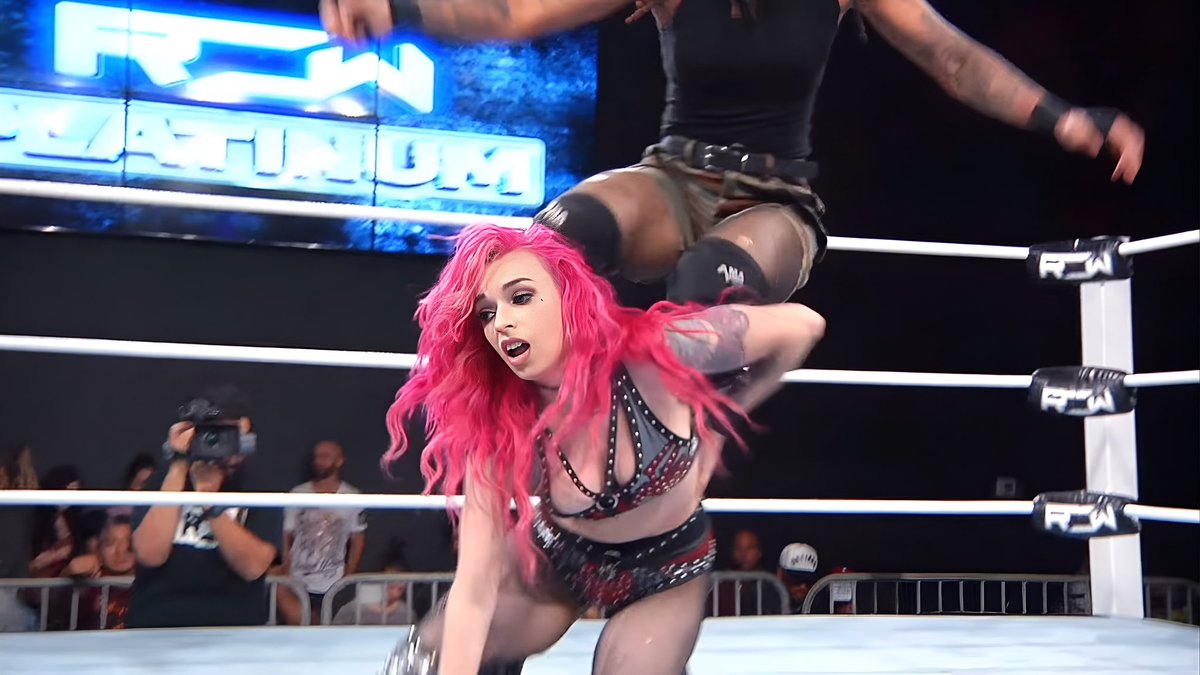 TheOfficialROW's tweet image. 🔥NEW EPISODE TONIGHT @ 6PM🔥

Don’t miss a special Friday night edition of Reality of Wrestling: PLATINUM dropping on our YouTube channel!

Catch championship action, a special attraction matchup, and a HUGE main event featuring Danny Limelight!

— Better Together vs The Command…