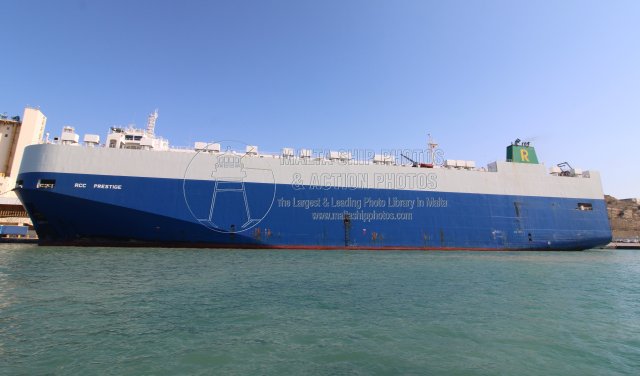 Shipguru's tweet image. #raycarcarriers #southkoreabuilt #vehiclescarrier #RCC_PRESTIGE #entering #grandharbourmalta  - 08.08.2025 - maltashipphotos.com - NO PHOTOS can be used or manipulated without our permission @worldshipsoc @ShippingTV @ShippingMag @shippingdata @Shipping_Herald @ShipsInPics