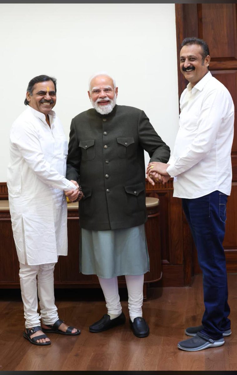 Warm birthday wishes to Shri Ambarishbhai Der, a visionary leader whose dedication, integrity, and selfless service continue to inspire the nation. Wishing him health, long life, and unwavering strength to serve. 🎂💐 <a href="/Ambarish_Der/">Ambarish Der</a>