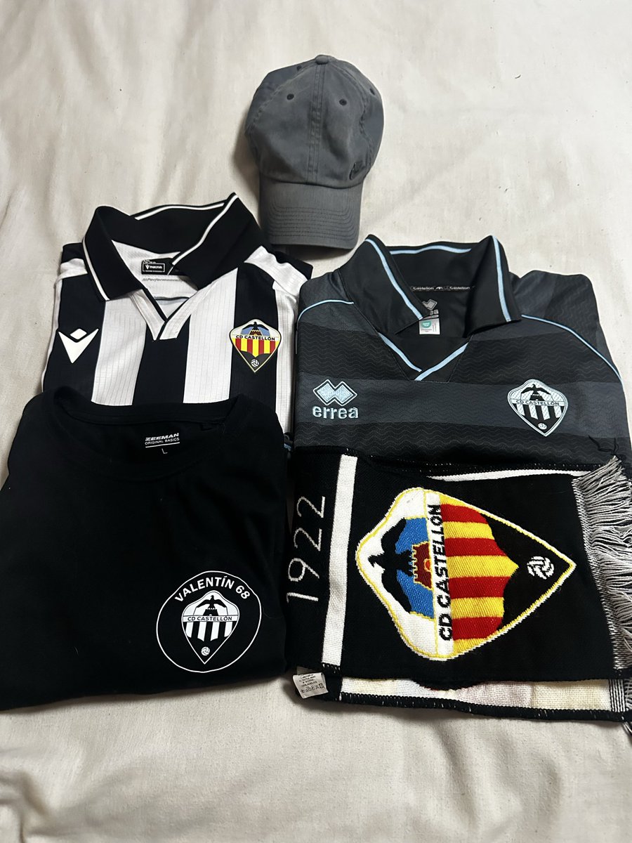 javitilo1's tweet photo. Todo preparado para viajar mañana a @Cadiz_CF para el partido del domingo @CDCastellon  #ppo https://t.co/HJXXM6Un2k