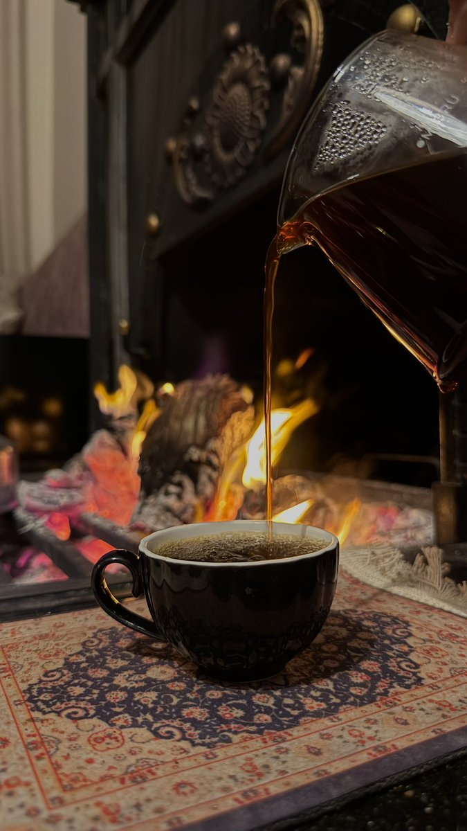 تجلى عماس الراس لا ضاق الخناق
و تطبخ خلايا المخ من — مفعولها.  

- فهد بن بجاد.