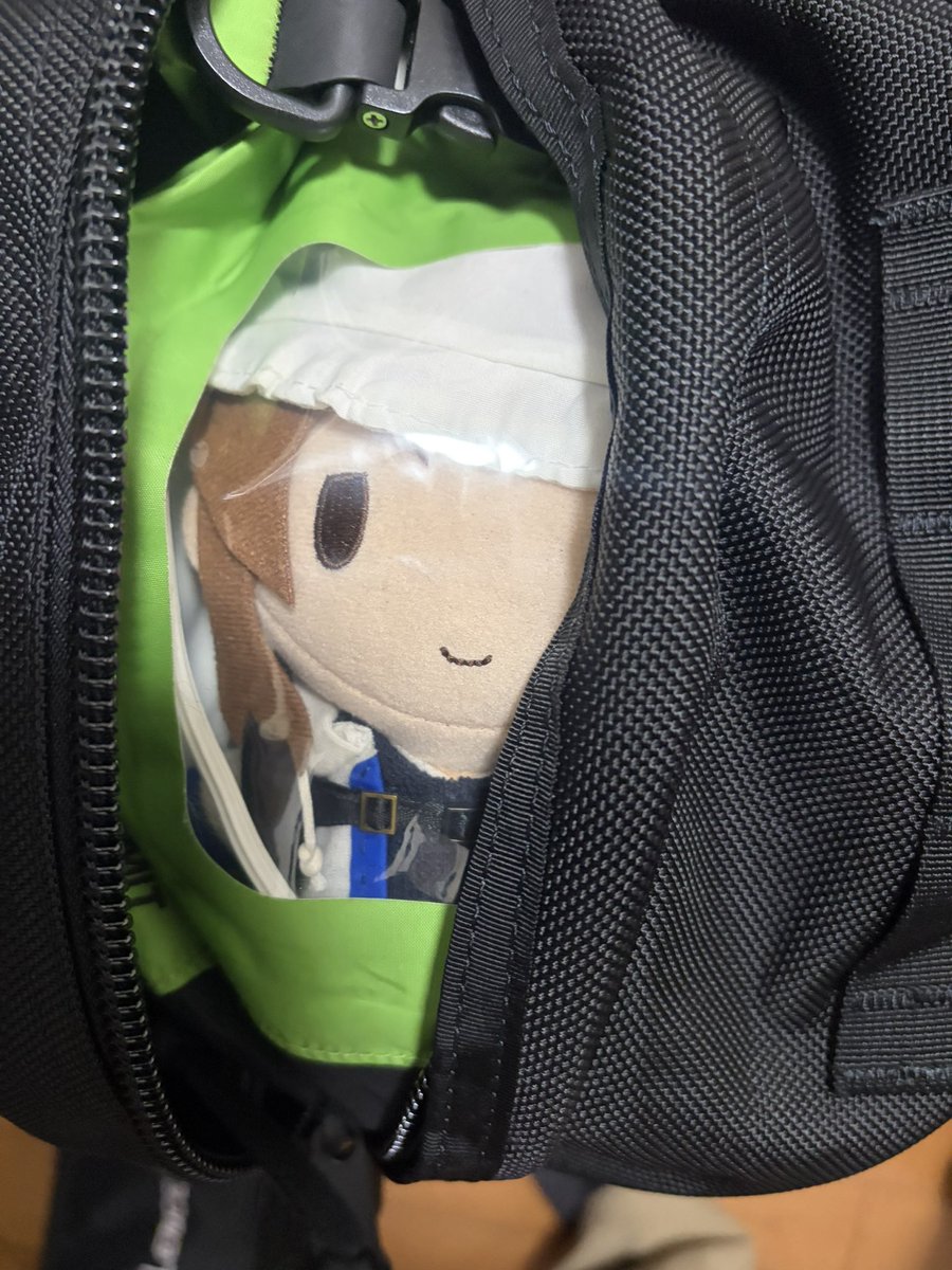 ୧ζ˘ヮ˘ζ૭ﾁﾗｯ Σ( ˘ω˘っ )3あーちゃん！？